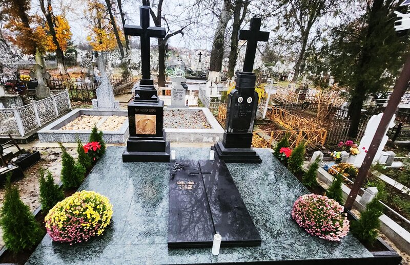 Servicii constructii funerare - echipa Amintire Vie - Preturi de producator